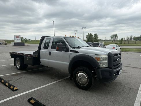 Used 2015 Ford F450 XL w/ Power Equipment Group image 3