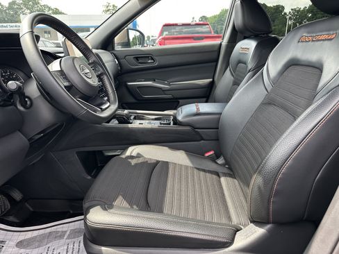 Used 2024 Nissan Pathfinder Rock Creek AWD/4WD image 9