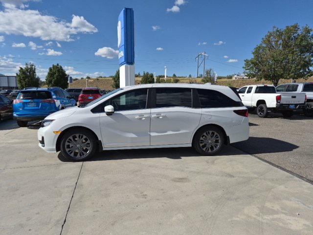 New 2027 Honda Odyssey Touring image 1