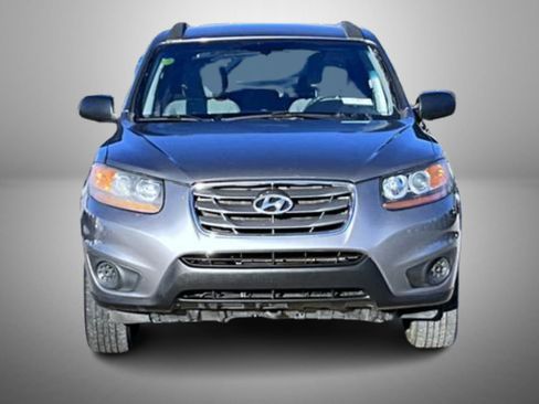 Used 2010 Hyundai Santa Fe GLS image 2