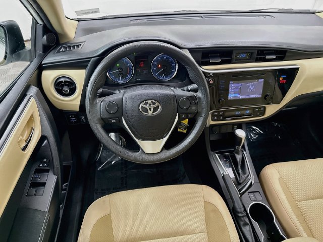 Used 2019 Toyota Corolla LE FWD image 20