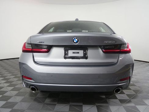 Used 2025 BMW 330i xDrive Sedan w/ Premium Package image 4