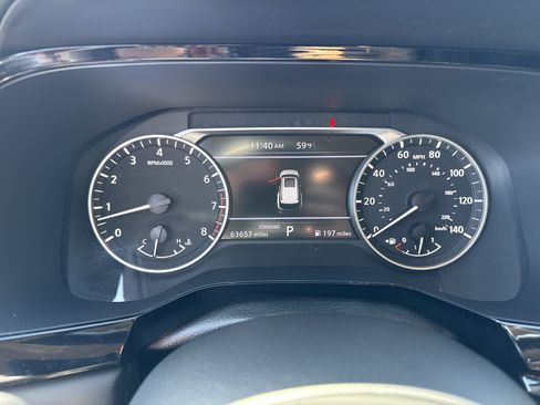 Used 2024 Nissan Pathfinder SV FWD image 9