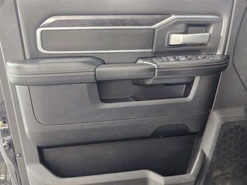 Used 2024 RAM 2500 Big Horn image 24