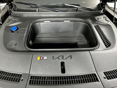 New 2026 Kia EV9 GT-Line image 2