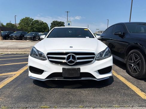 Used 2014 Mercedes-Benz E 350 4MATIC Sedan image 3