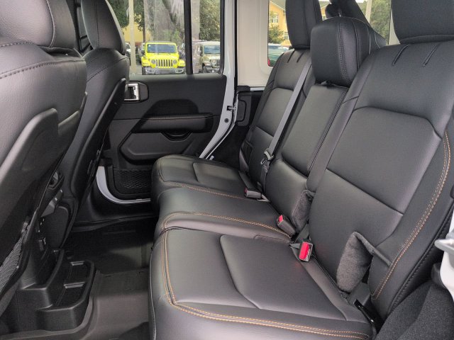 New 2027 Jeep Wrangler Unlimited Sahara AWD/4WD image 14