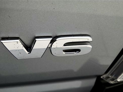 Used 2022 Toyota Tacoma TRD Sport image 13