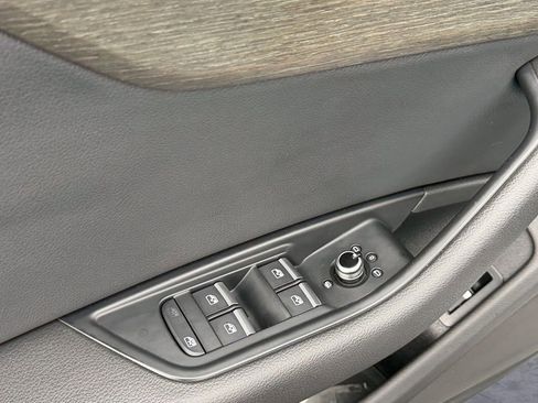 Used 2019 Audi A4 2.0T Premium FWD image 13