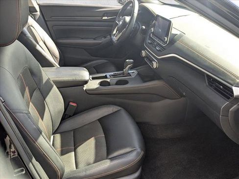 Used 2020 Nissan Altima 2.5 SR image 19