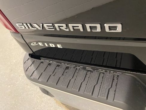 New 2026 Chevrolet Silverado 1500 LT w/ Z71 Off-Road Package AWD/4WD image 14
