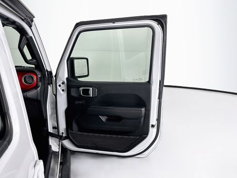 Used 2019 Jeep Wrangler Unlimited Rubicon AWD/4WD image 33