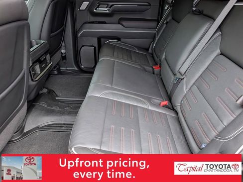 Used 2024 GMC Sierra 1500 AT4X image 10