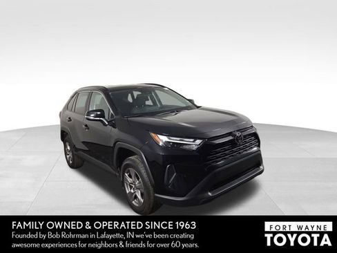 Used 2025 Toyota RAV4 XLE image 4