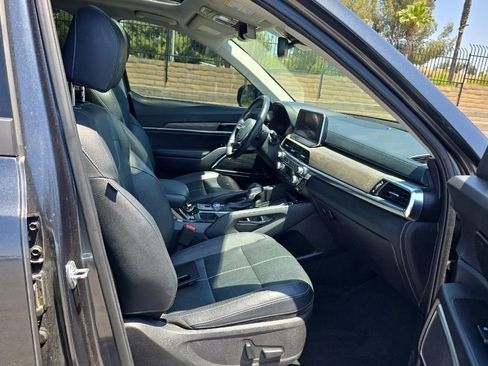 Used 2022 Kia Telluride SX w/ Nightfall Edition Package image 39