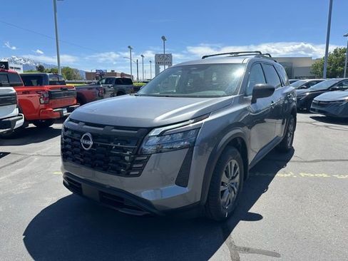 New 2026 Nissan Pathfinder SV AWD/4WD image 4