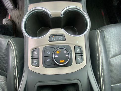 Used 2018 GMC Terrain Denali w/ Advanced Safety Package image 26