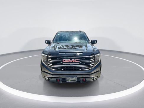 New 2026 GMC Sierra 1500 AT4 AWD/4WD image 3