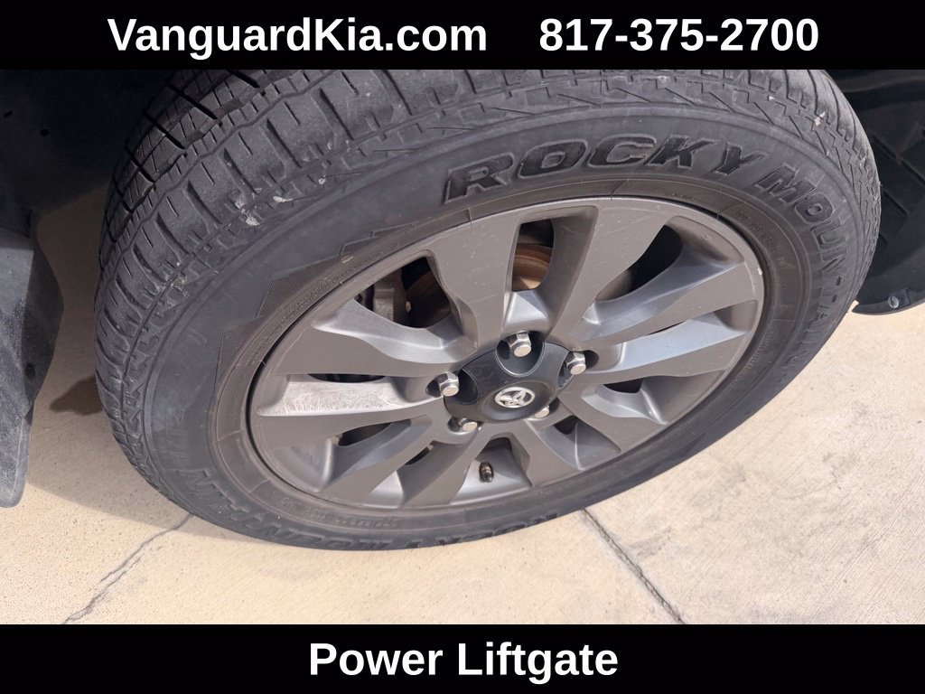 Used 2015 Toyota Sequoia Limited AWD/4WD image 11
