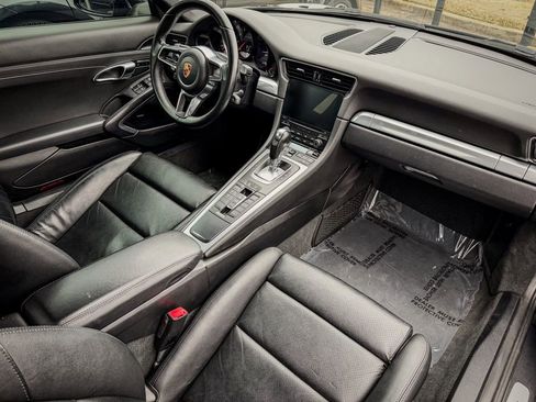 Used 2019 Porsche 911 Carrera image 13