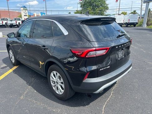 Used 2023 Ford Escape Active AWD/4WD image 6