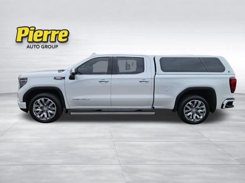 Used 2024 GMC Sierra 1500 Denali w/ Denali Reserve Package AWD/4WD image 2