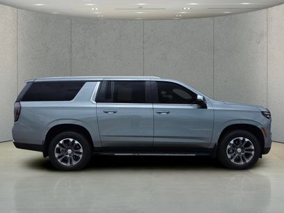 Used 2025 Chevrolet Suburban LT w/ Comfort Package