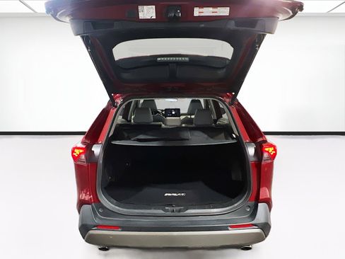 Used 2023 Toyota RAV4 Limited FWD image 21
