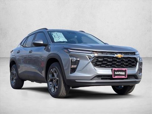 New 2026 Chevrolet Trax LT w/ Driver Confidence Package image 3