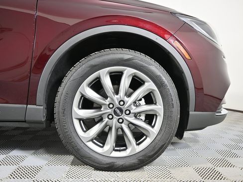 Used 2021 Lincoln Corsair Standard w/ Premium Package image 11