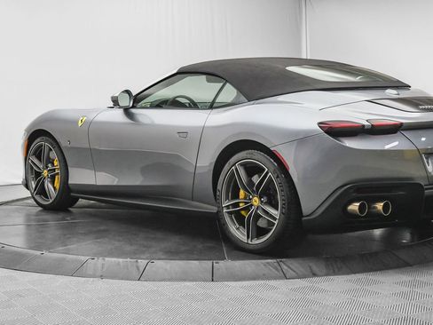 Certified 2025 Ferrari Roma Spider image 61