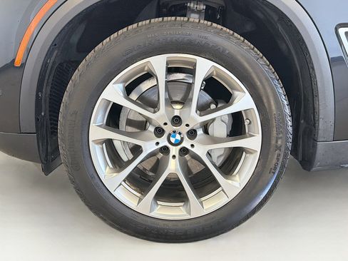 Used 2020 BMW X5 xDrive40i w/ Convenience Package AWD/4WD image 11