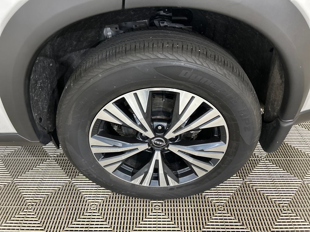 Used 2023 Nissan Rogue SV w/ SV Premium B Package AWD/4WD image 10