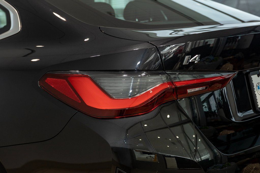 New 2026 BMW i4 xDrive40i w/ Premium Package AWD/4WD image 9