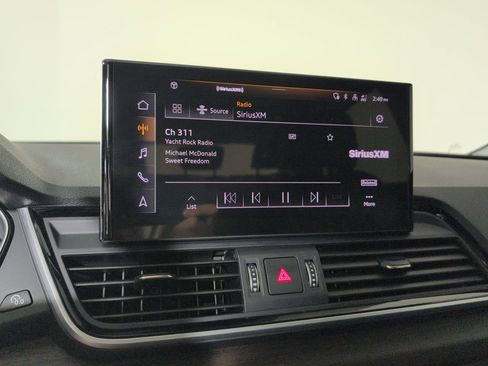 Certified 2024 Audi Q5 2.0T Premium image 4