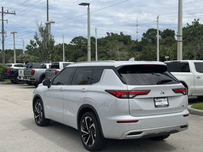 Used 2023 Mitsubishi Outlander SEL