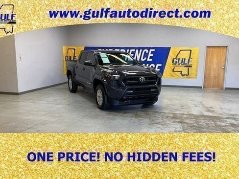 Used 2025 Toyota Tacoma SR5 AWD/4WD image 1