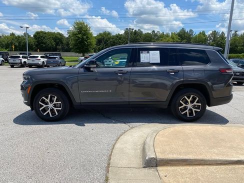 Used 2024 Jeep Grand Cherokee L Limited w/ Luxury Tech Group II AWD/4WD image 4