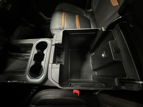 Certified 2022 GMC Sierra 1500 AT4 w/ AT4 Preferred Package AWD/4WD image 39