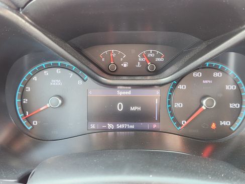 Used 2022 Chevrolet Colorado Z71 w/ Safety Package AWD/4WD image 17