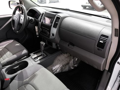Used 2018 Nissan Frontier S RWD image 9