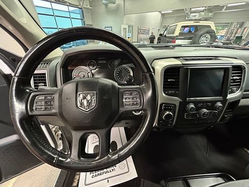Used 2019 RAM 1500 Big Horn AWD/4WD image 8
