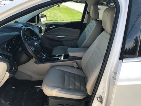 Used 2018 Ford Escape SEL w/ Ford Safe & Smart Package image 2