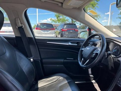 Used 2020 Ford Fusion Titanium AWD/4WD image 39