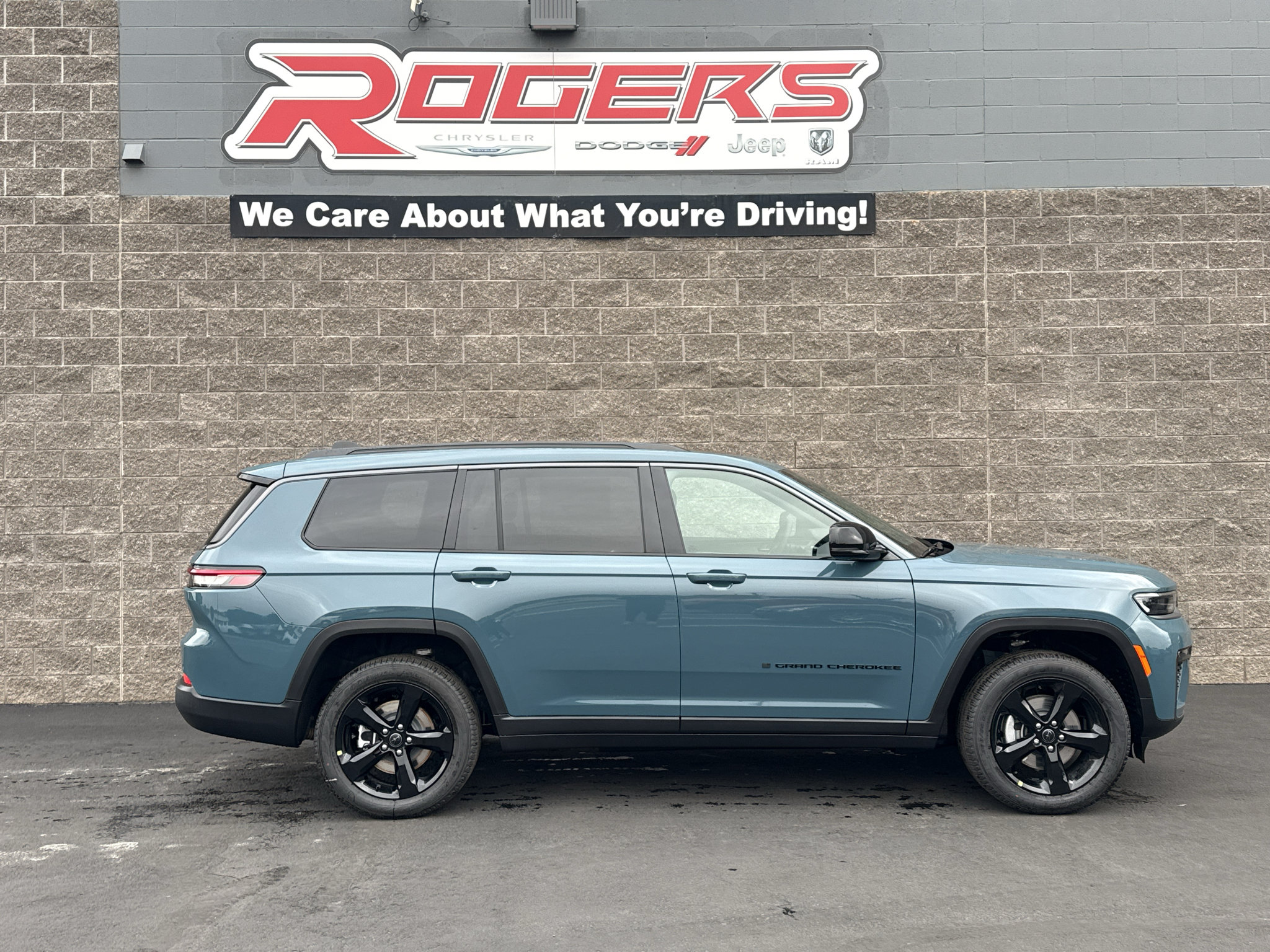 New 2027 Jeep Grand Cherokee L Limited AWD/4WD image 8