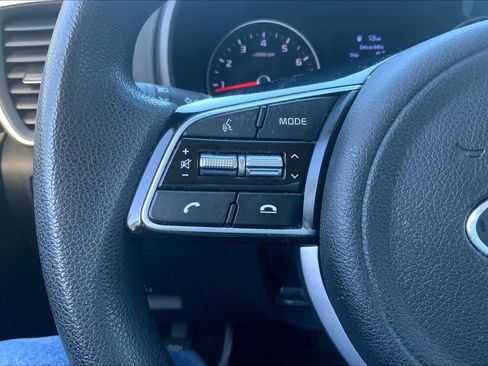 Used 2020 Kia Sportage LX image 24