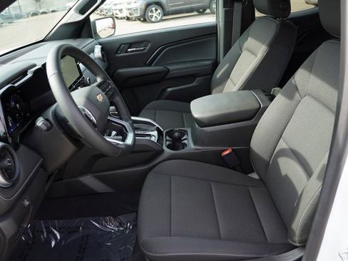 Used 2024 Chevrolet Colorado LT w/ LT Convenience Package II image 15