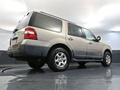 Used 2007 Ford Expedition XLT image 48