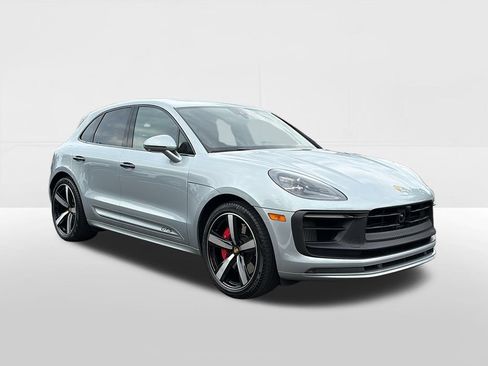 Used 2024 Porsche Macan GTS AWD/4WD image 2