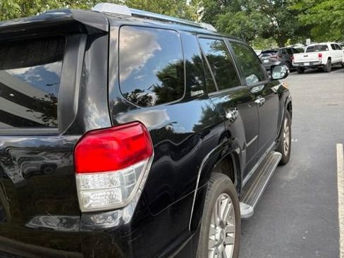 Used 2010 Toyota 4Runner Limited AWD/4WD image 5